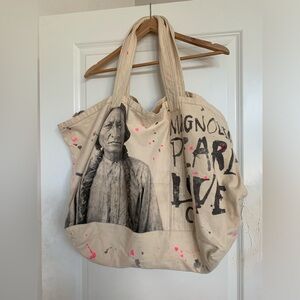 NWT Magnolia Pearl Sitting Bull Tote